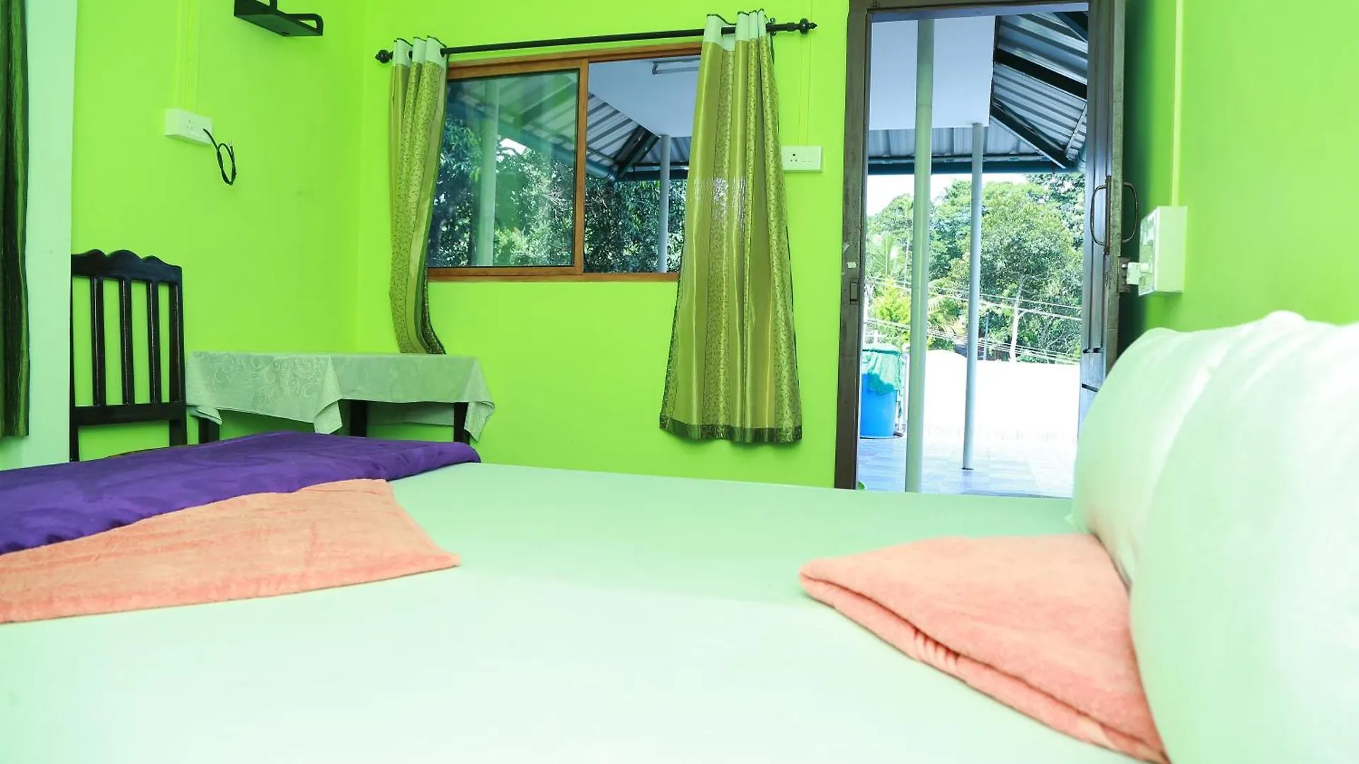 Dean Dale Cottages Thekkady Apartment