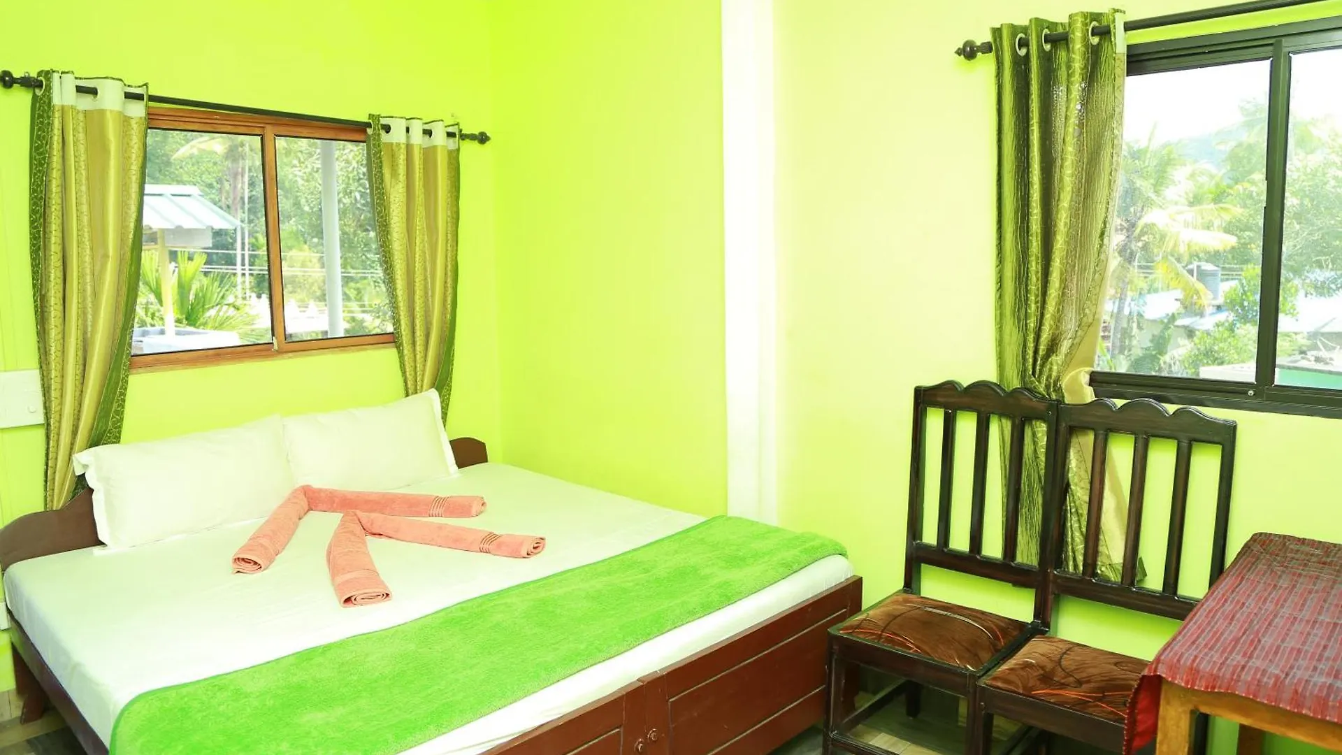 Dean Dale Cottages تيكَدِيْ شقة