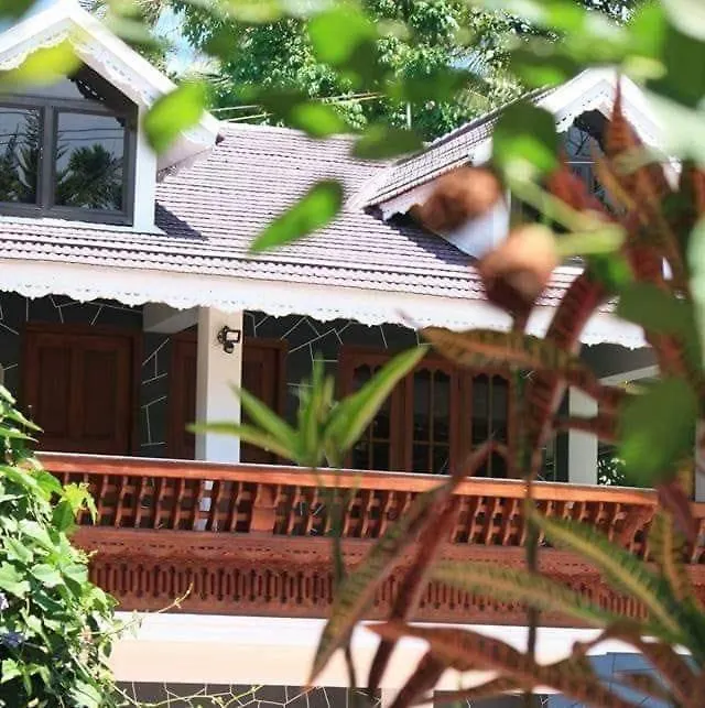 Dean Dale Cottages تيكَدِيْ