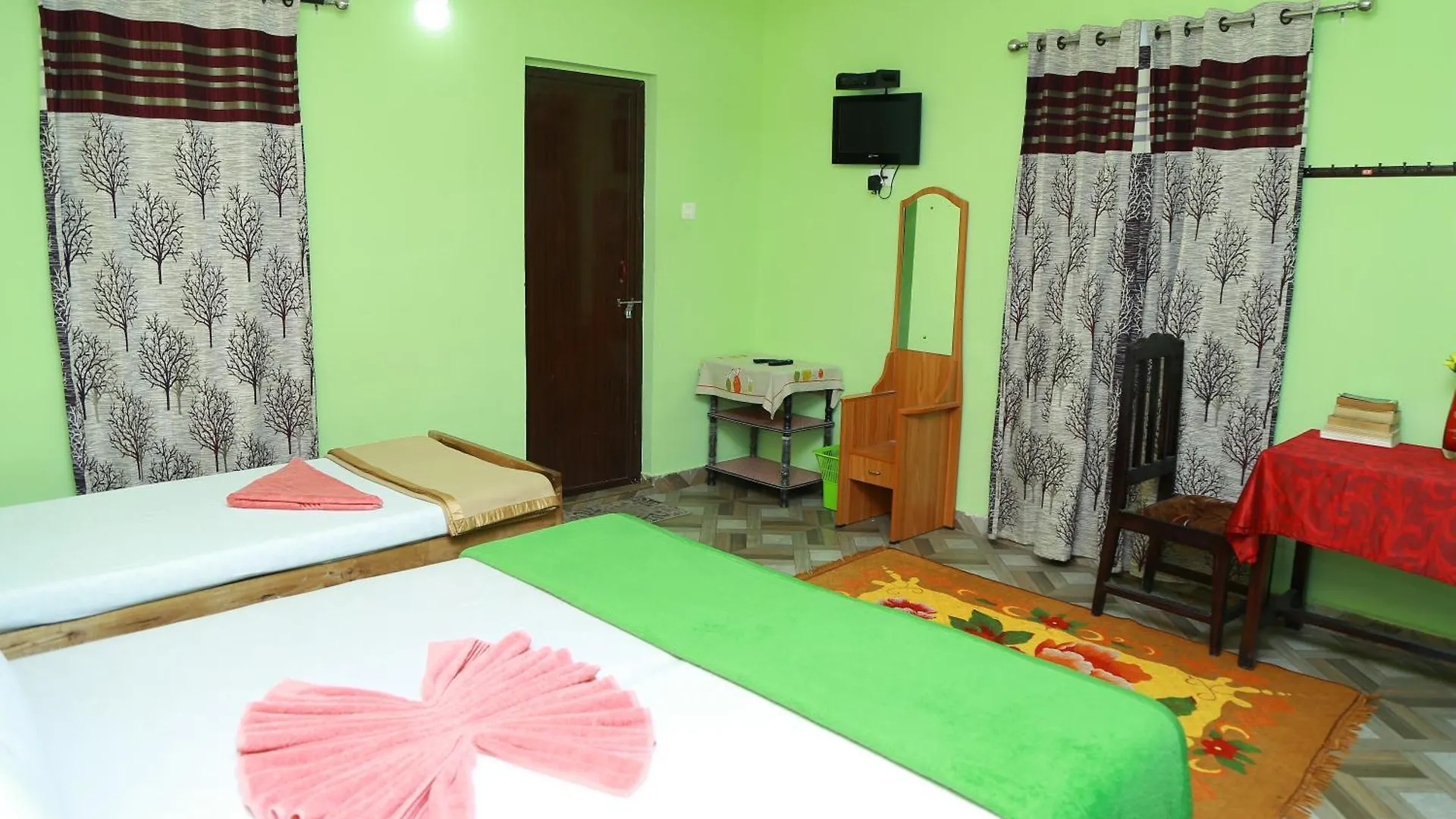شقة Dean Dale Cottages تيكَدِيْ الهند