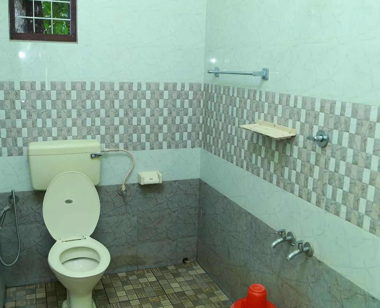 شقة Dean Dale Cottages تيكَدِيْ الهند